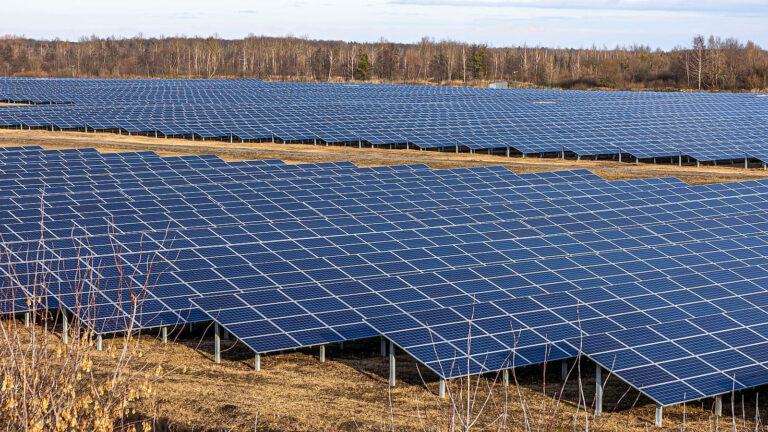 centrale photovoltaïque au sol — formation FORMAFORCE